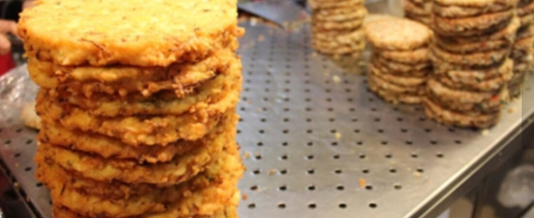 Soonheene Bindaetteok – A Taste of Tradition at Gwangjang Market, 순희네 빈대떡 in 광장 시장