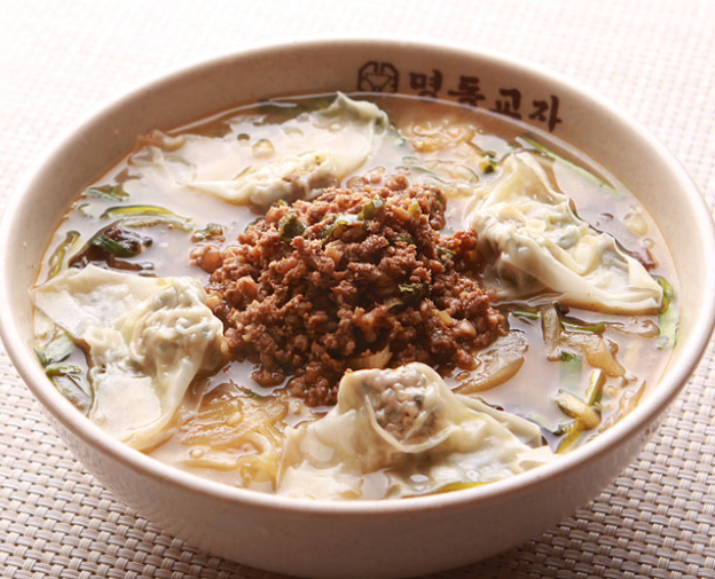 Myeongdong Kalguksu